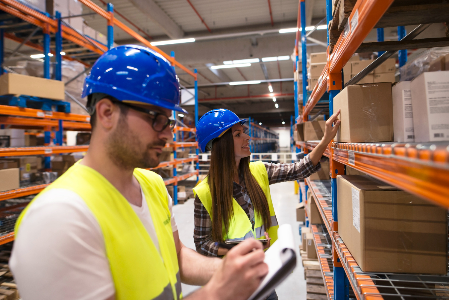 Cómo mejorar el control de inventario en un centro de distribución